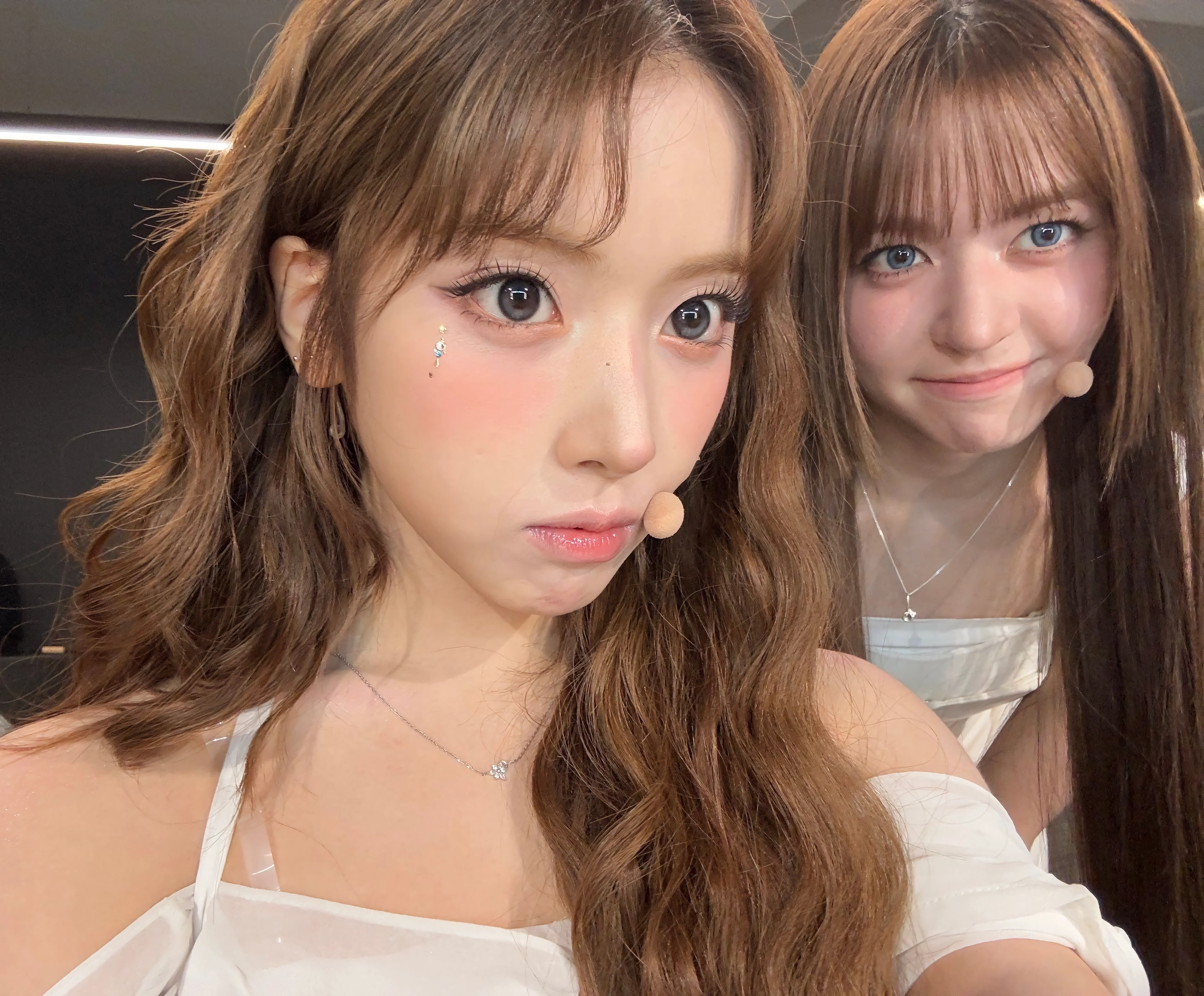 엔믹스 릴리 (해원,설윤,배이,지우,규진)
