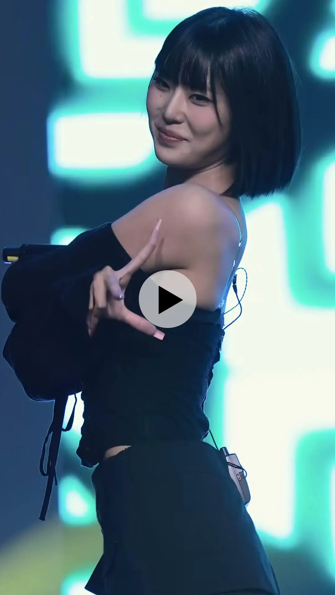 오늘자 하이키 옐 고화질.gif