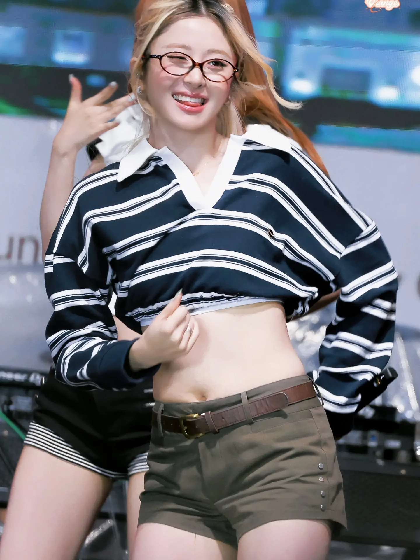 LE SSERAFIM (르세라핌) 허윤진