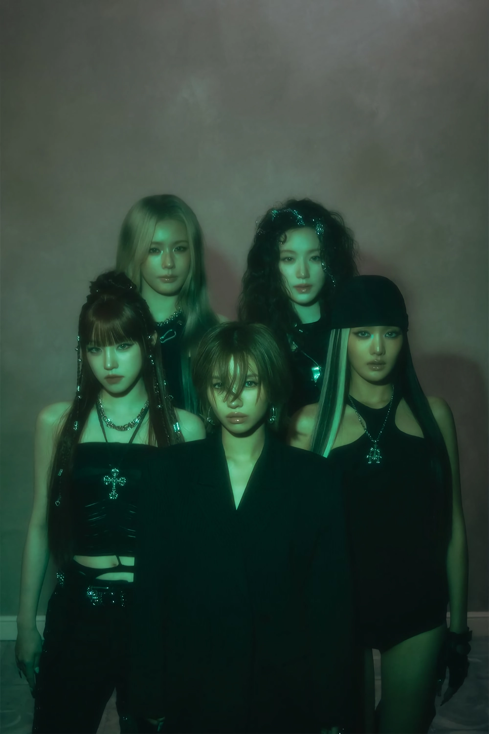 i-dle (아이들) ”Crow” Concept Image