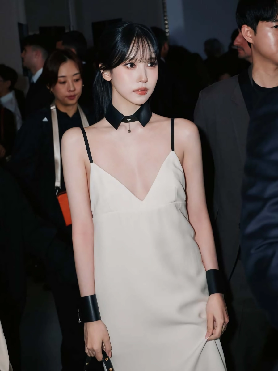 트와이스 미나 역대급 파격 노출 ㄷㄷ
