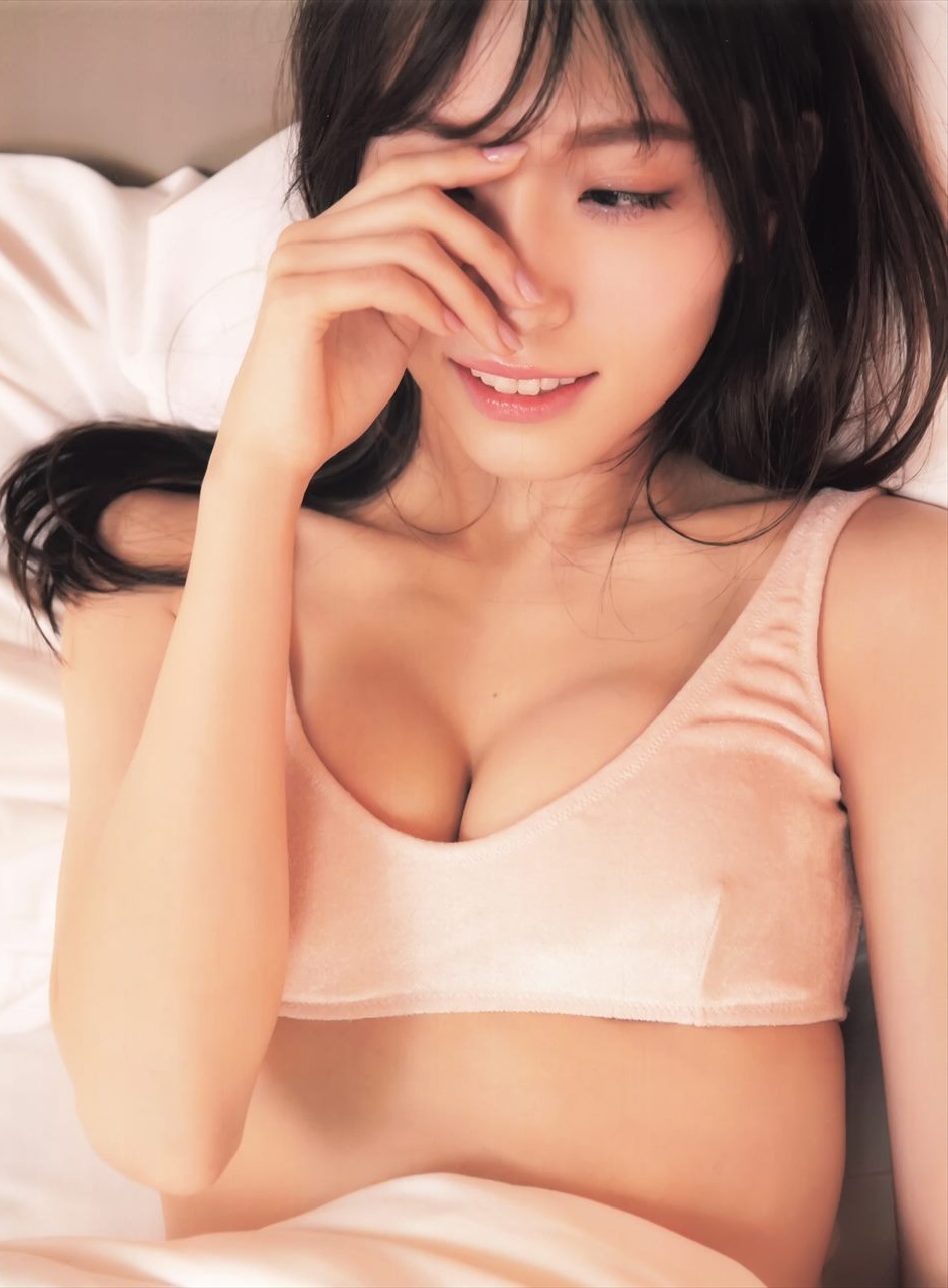[일본]마호 야마구치 수영복 화보 50장 ①