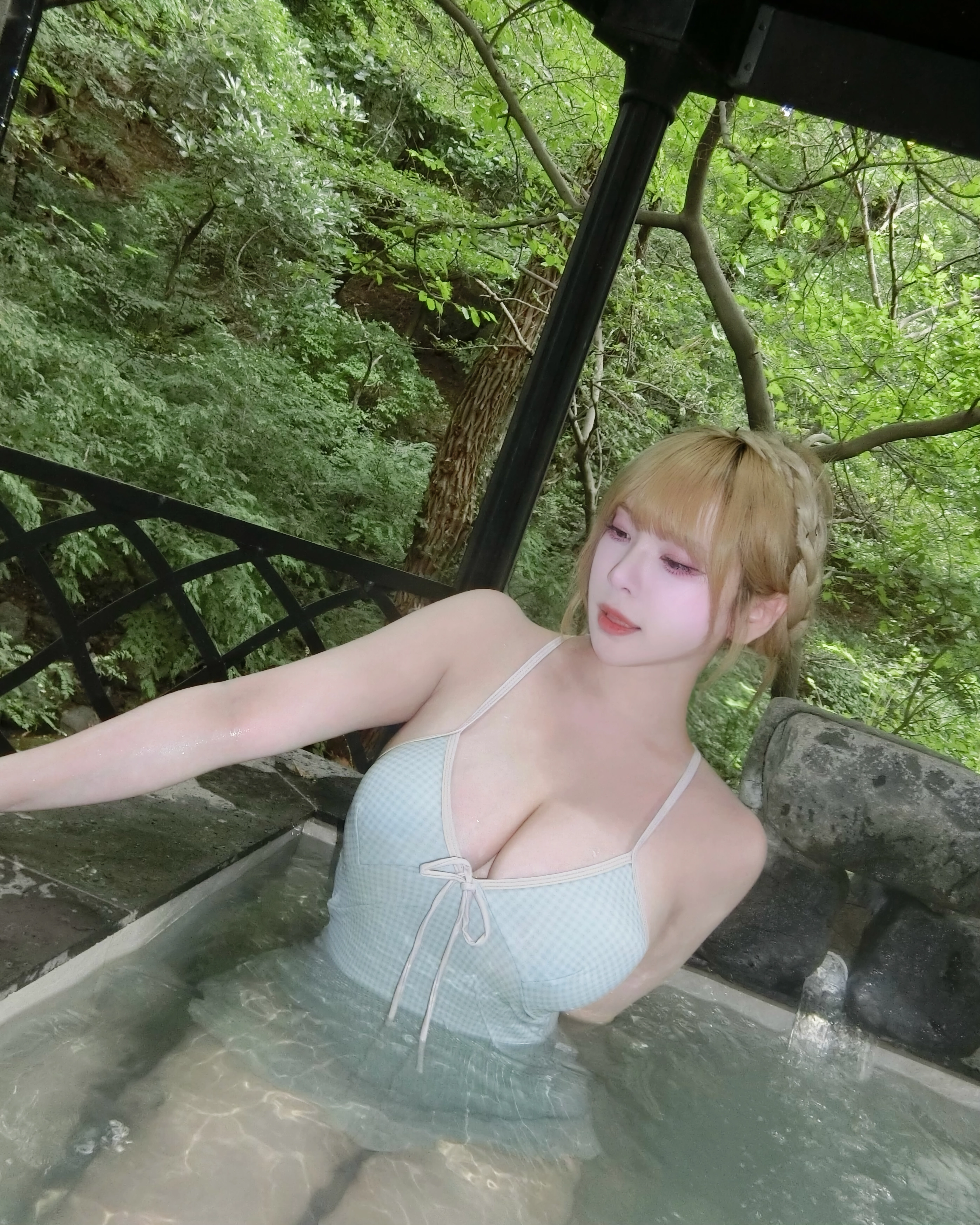 후방 ㅡ 김소현 인스타