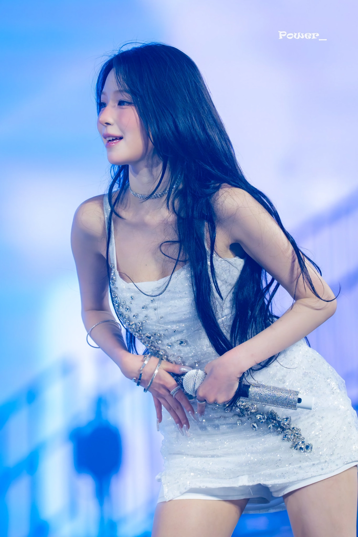 프로미스나인 백지헌