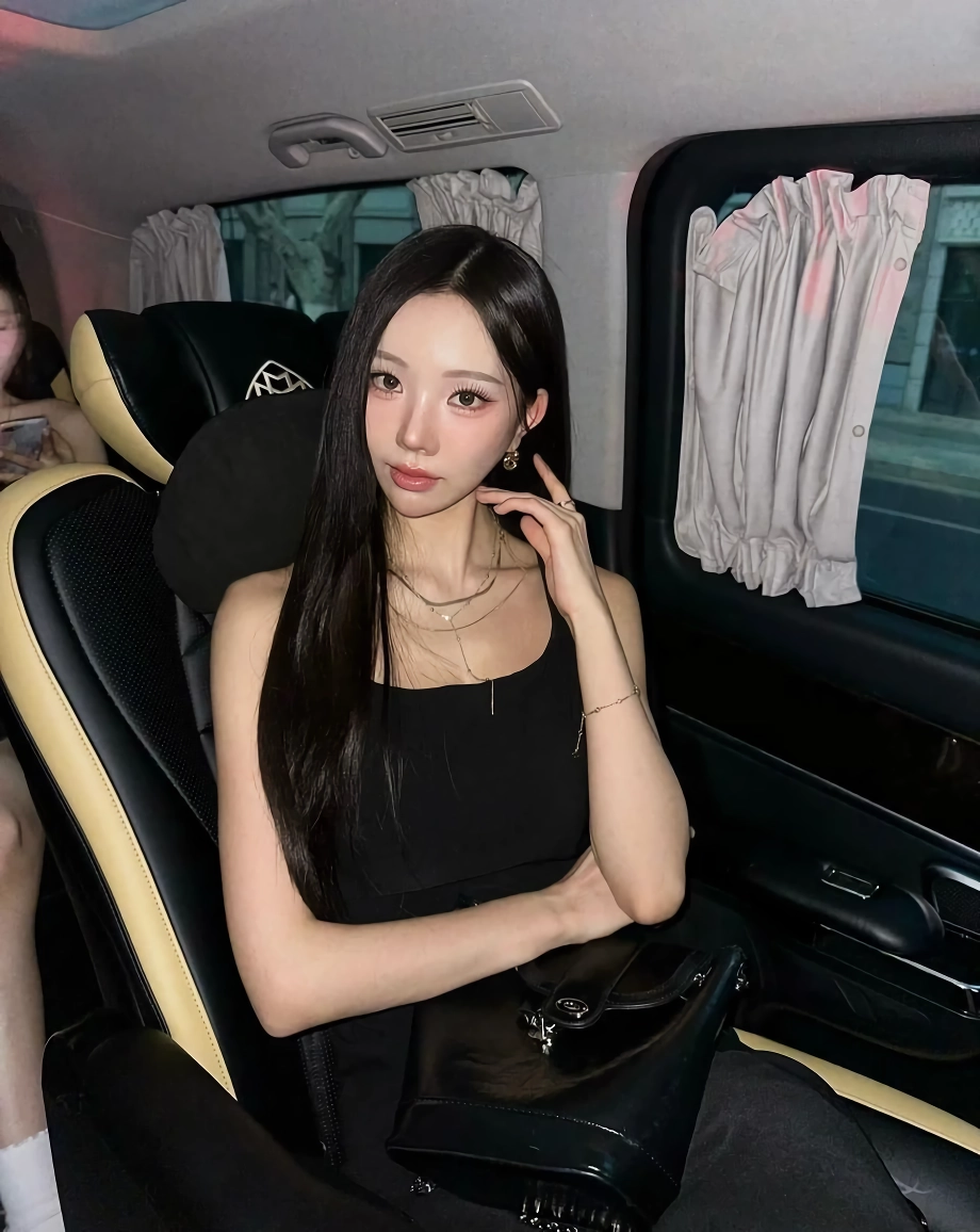 (ㅎㅂ) 카리나도 닮고 원이도 닮았다는 눈나
