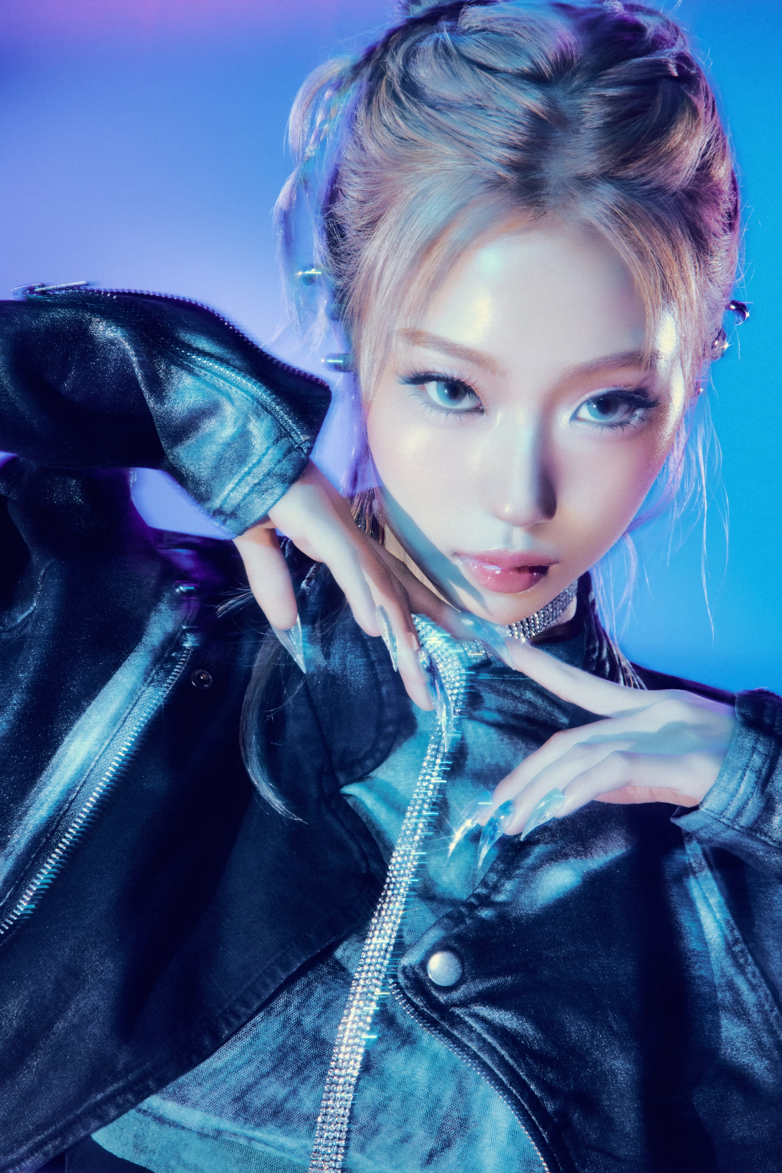 izna 3rd Mini Album ”SET THE TEMPO” Concept Photo 개인컷