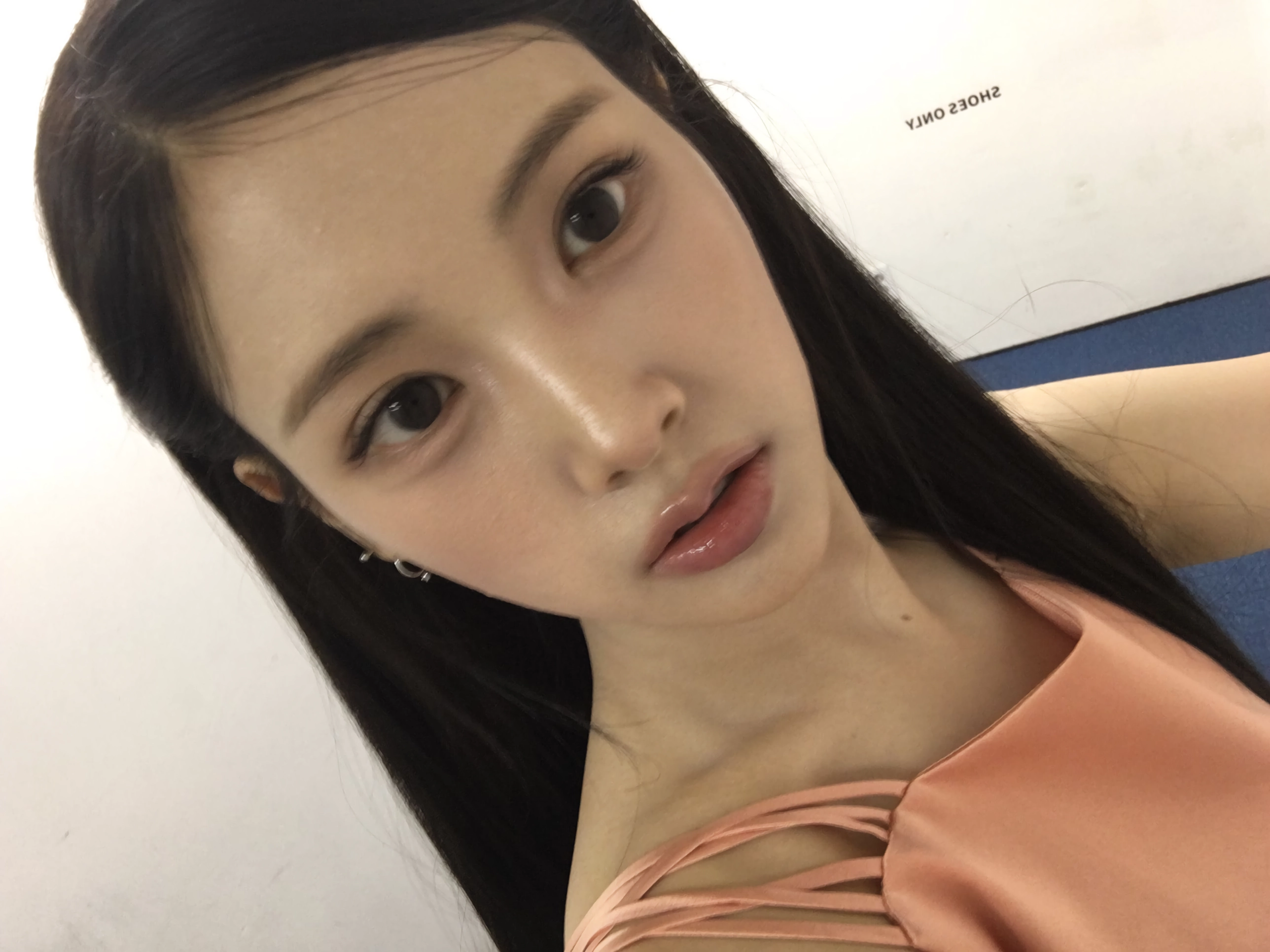 베이비돈크라이 이현