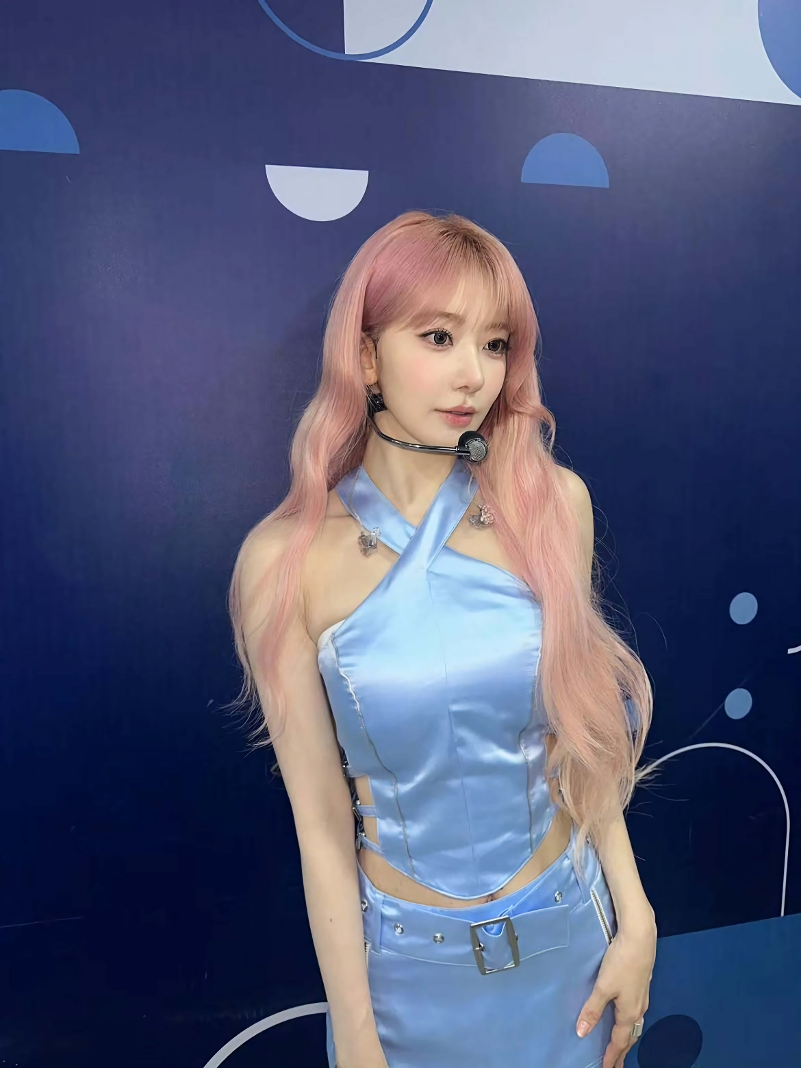 (SOUND)등짝이 반전인 검정 란제리 브라 사쿠라 아찔한 가슴골 노출