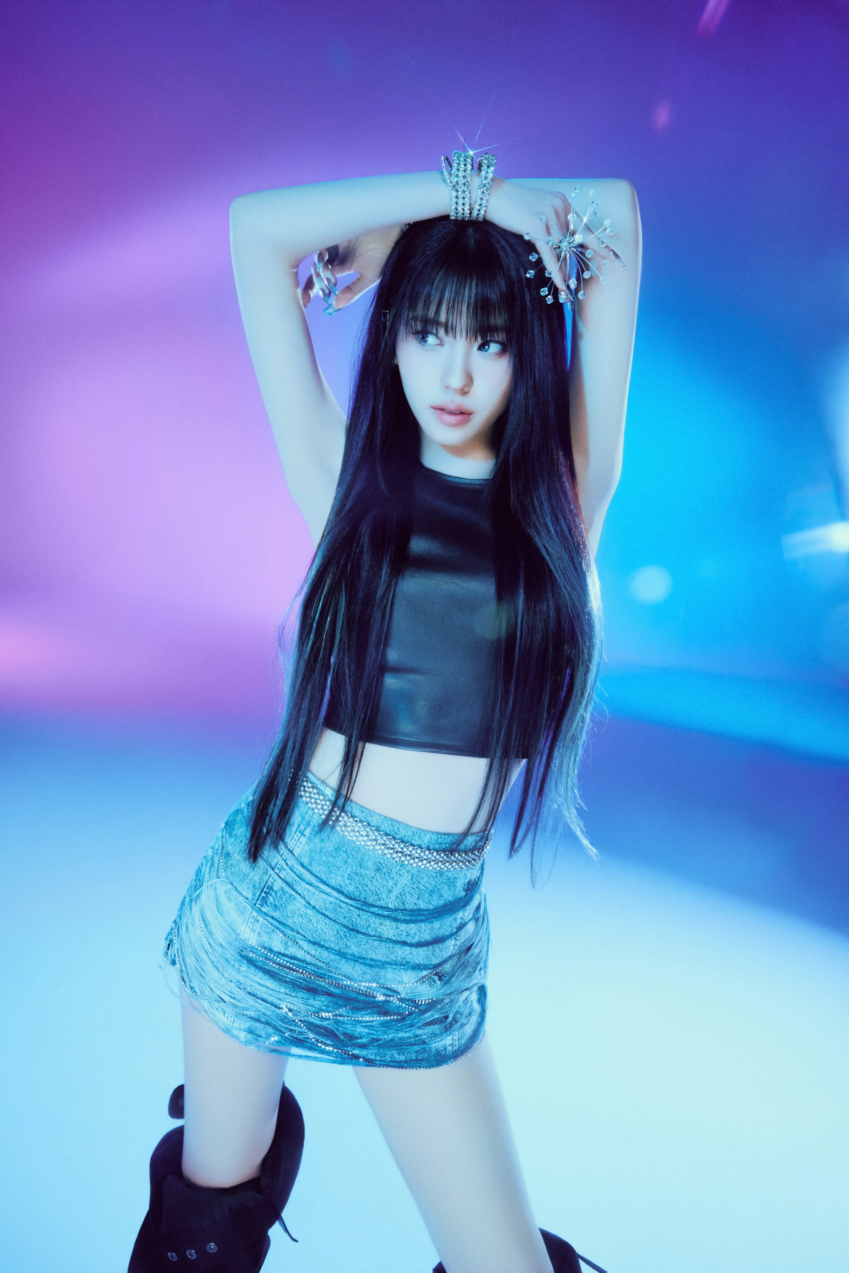 izna 3rd Mini Album ”SET THE TEMPO” Concept Photo 개인컷
