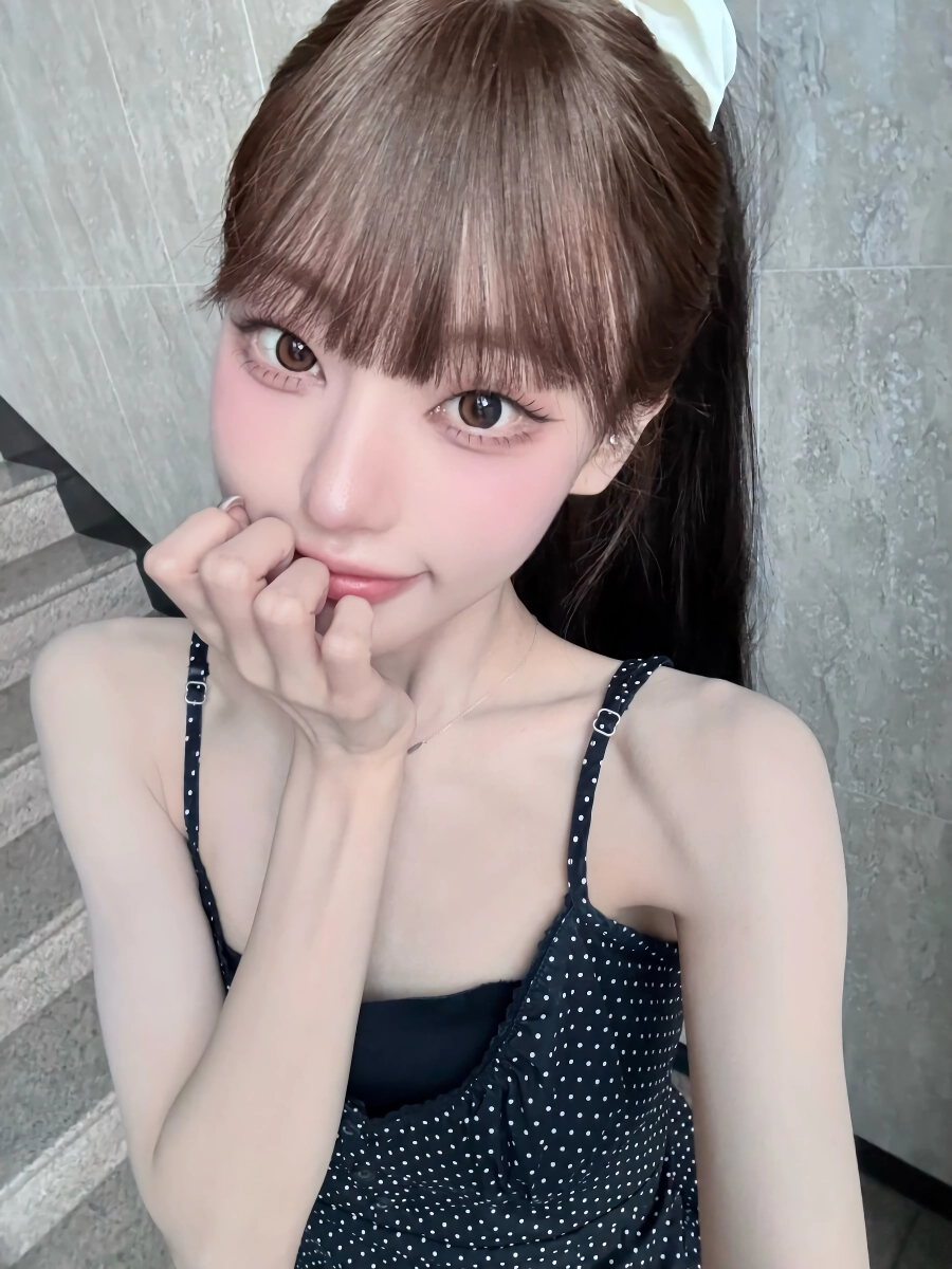 진심 몸무게 30kg대로 보이는 뼈마름 여자 아이돌
