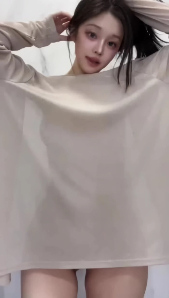 모르님 시스루 헐렁티 노브라 꼭지