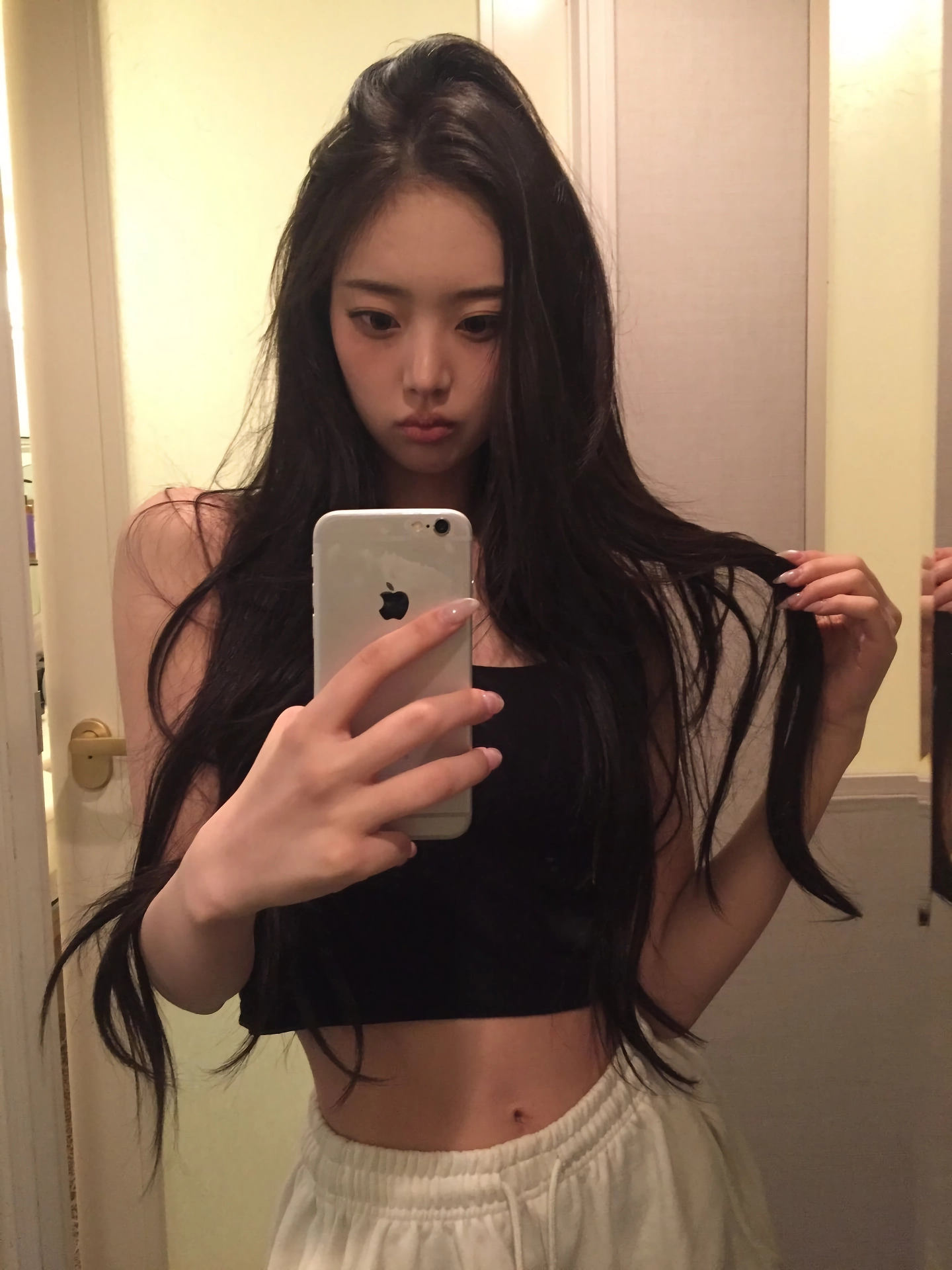 KiiiKiii (키키) 이솔