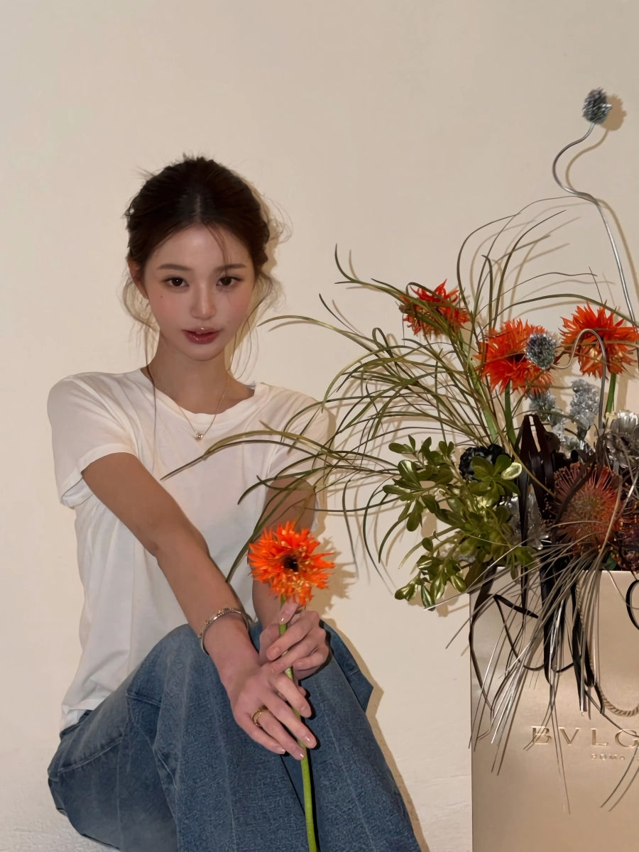 [아이브] 장원영 인스타 ㄷㄷ.JPG