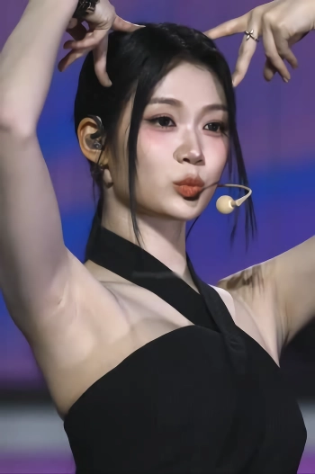 트리플에스 공유빈 겨드랑이
