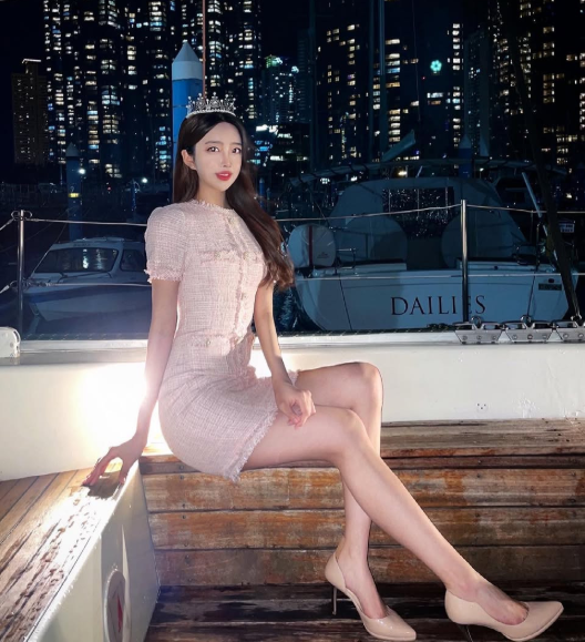 양윤진 기상캐스터 핫바디