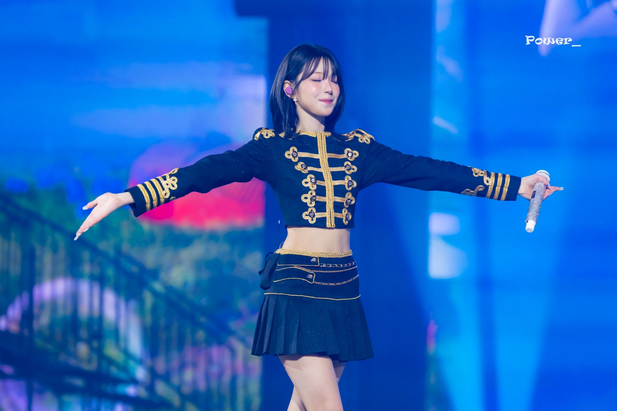 프로미스나인 백지헌