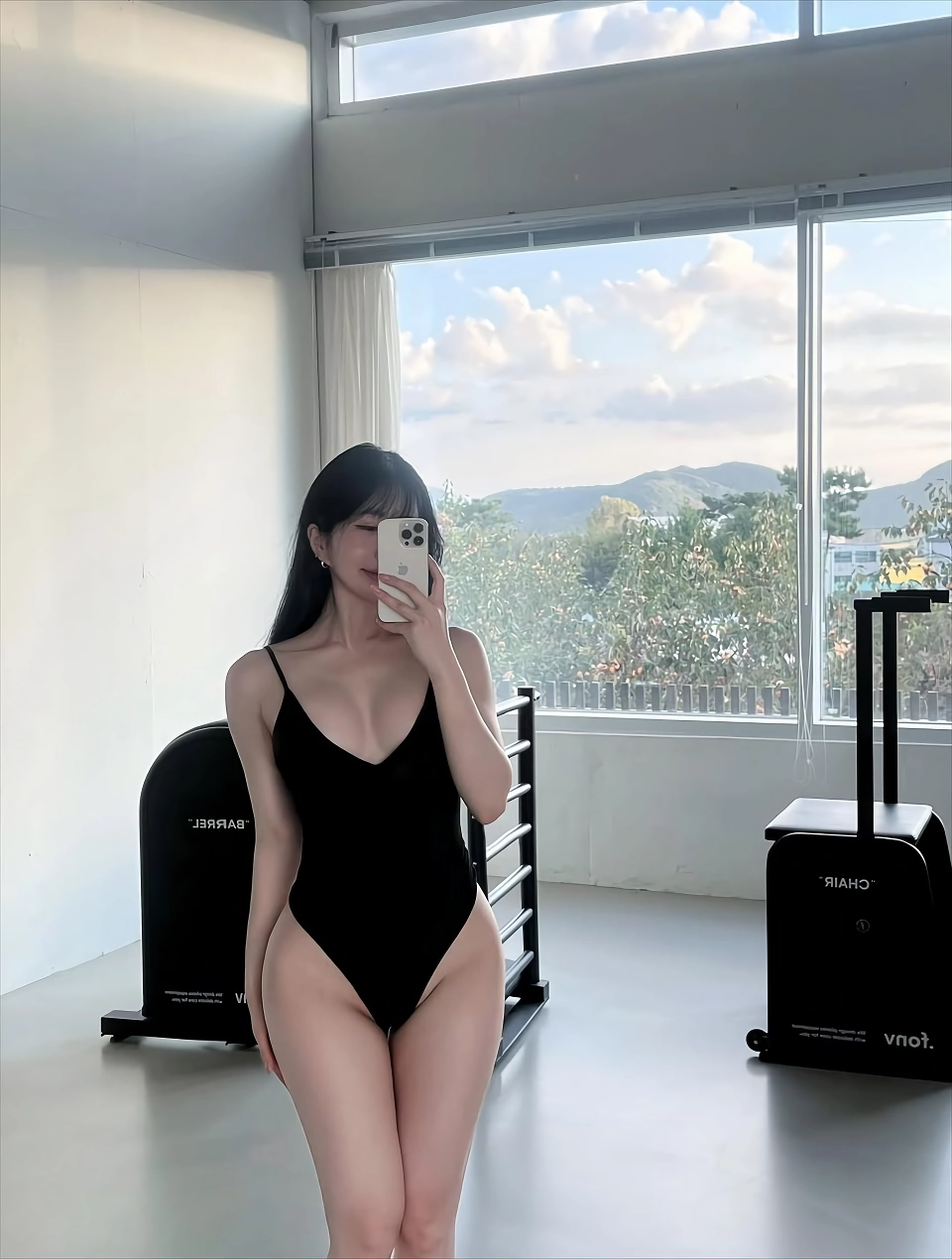 김나윤 블랙 비키니 몸매