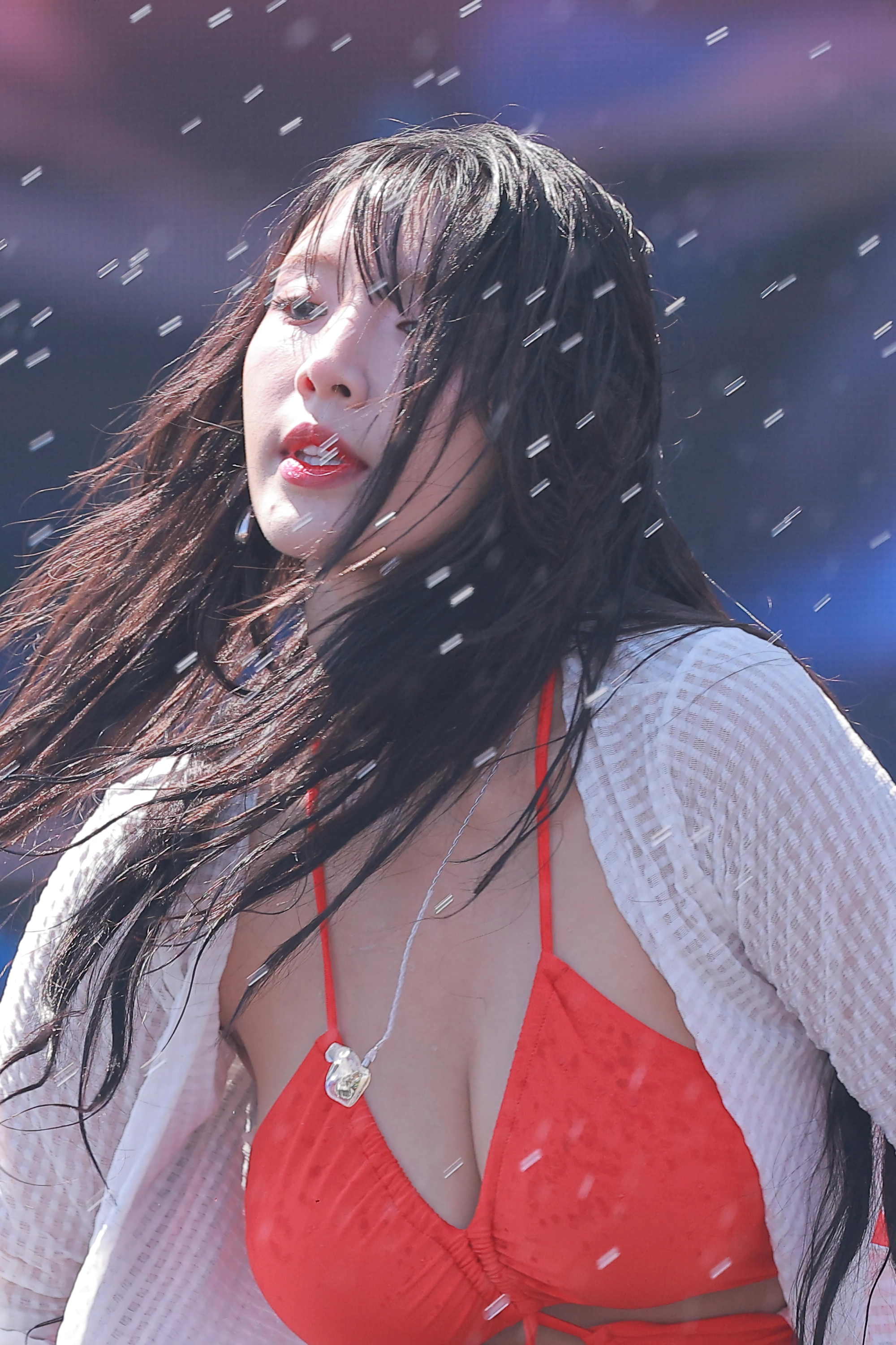 (SOUND)라잇썸 나영 하늘색 비키니 + 초원 빨간 비키니 묵직한 가슴골