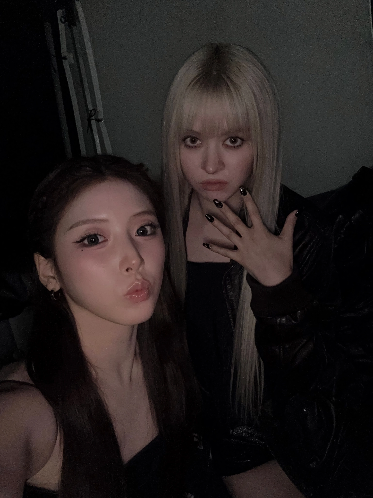 엔믹스 릴리 (해원,설윤,배이,지우,규진)