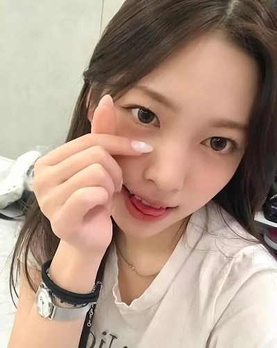요즘 유튜브에서 가장 잘나가는 아이돌 JPG