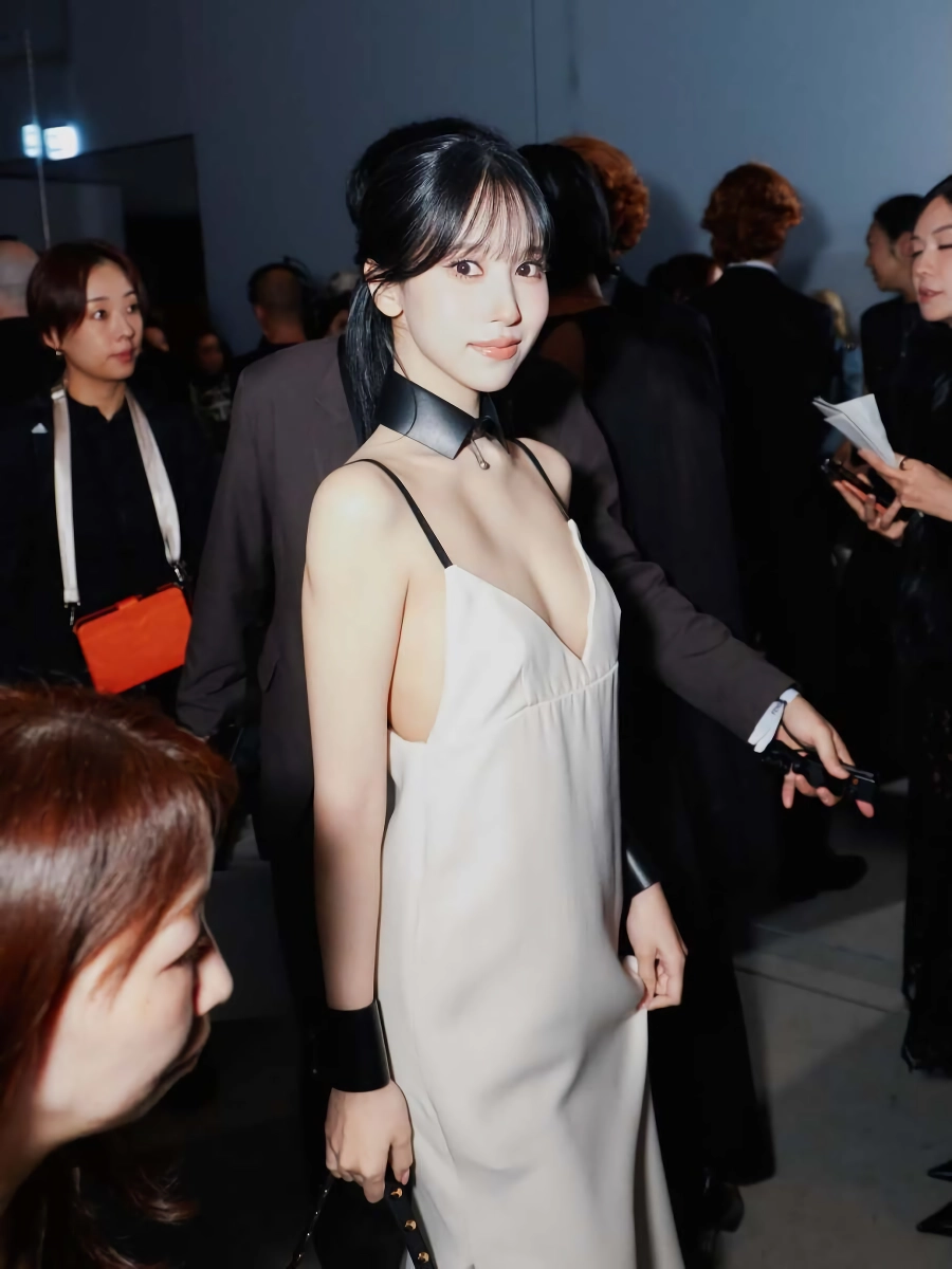 트와이스 미나 역대급 파격 노출 ㄷㄷ