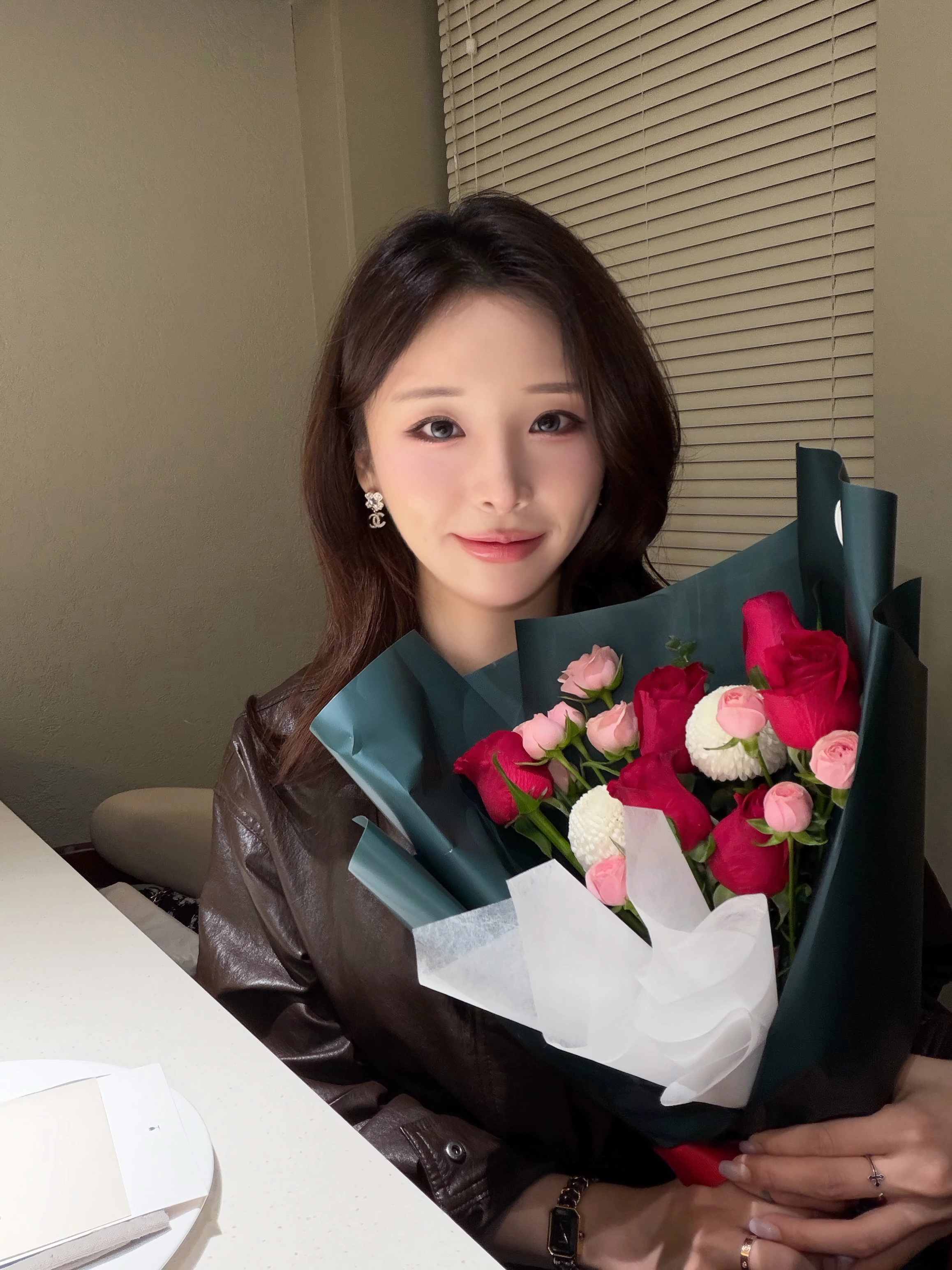 (ㅎㅂ) 생일맞은 소연(꽃빵)