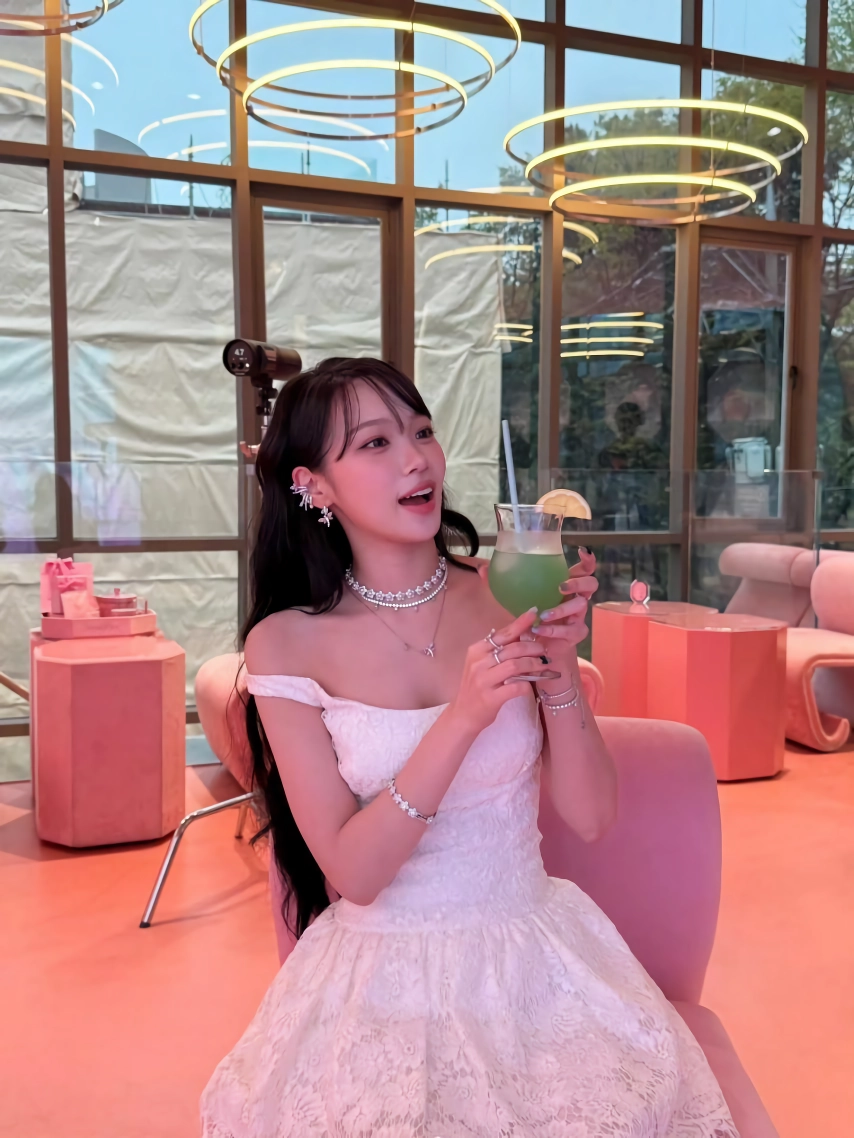 김채원