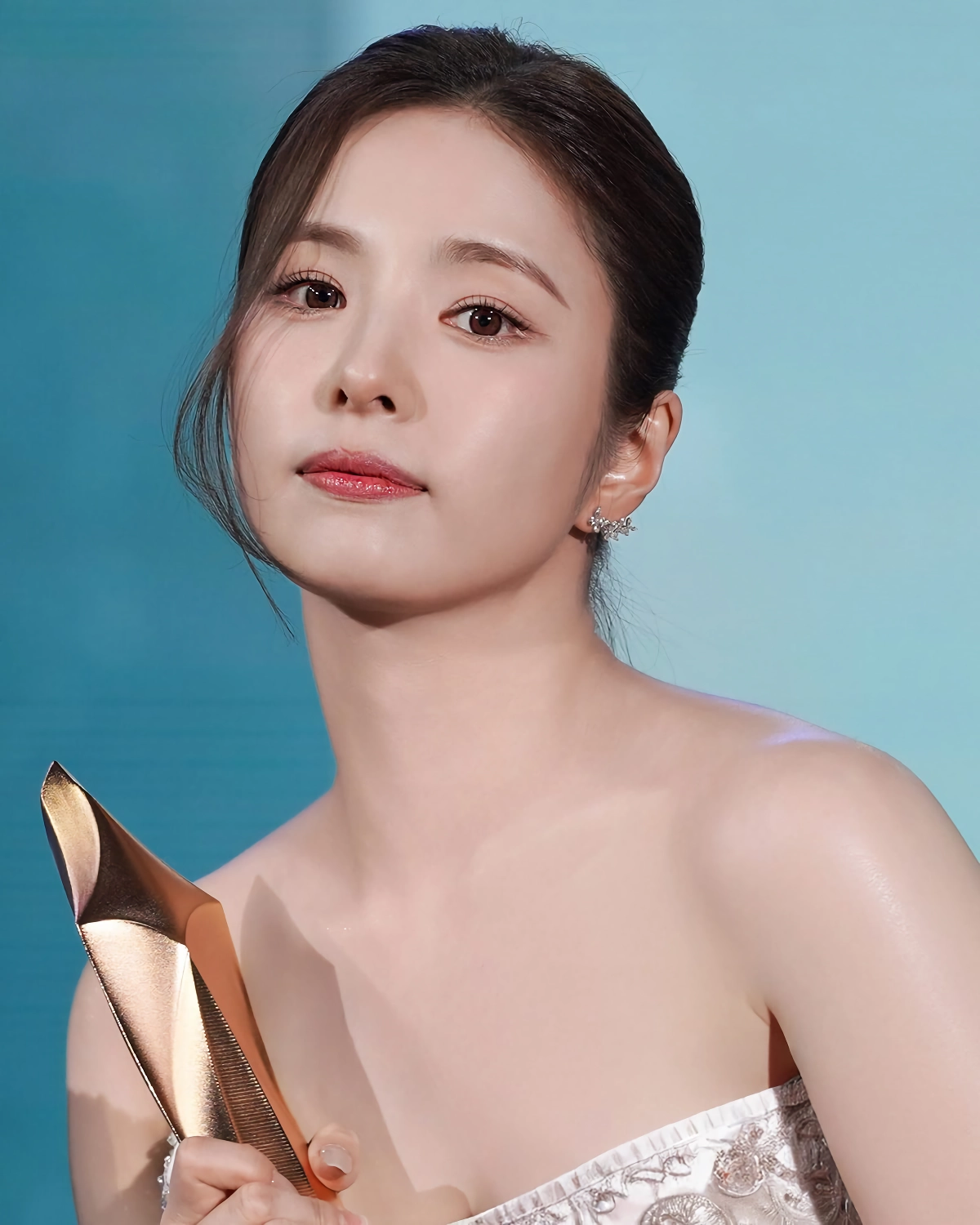 신세경