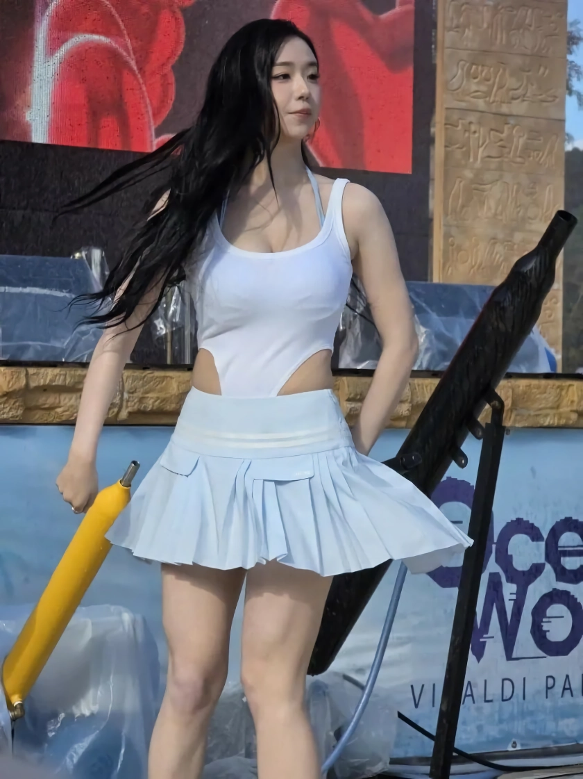 (SOUND)김채연 어제 자 오션월드