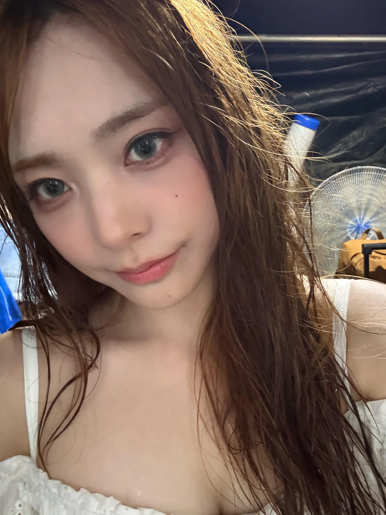 QWER 시연 가슴골 이정도면 몇컵 예상함?