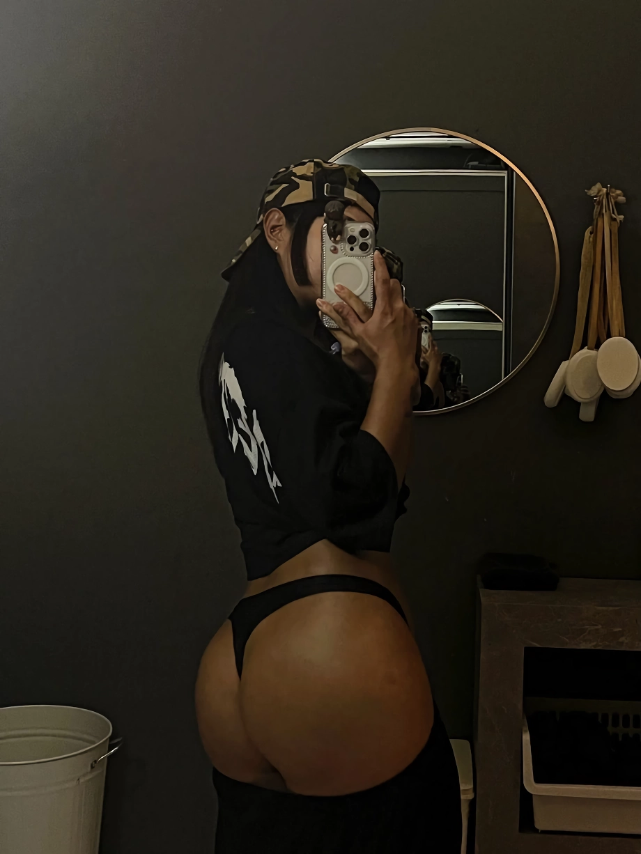 (SOUND)인스타 헬스녀 @jin.e_gym 태닝 후 힙샷 모음