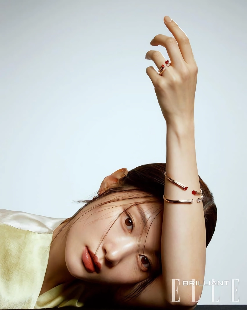 배우 정채연
