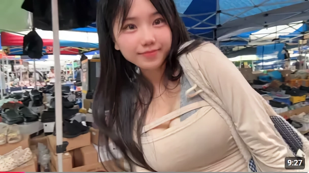 몸매 좋고 더 어린 우정잉 버젼 유튜버
