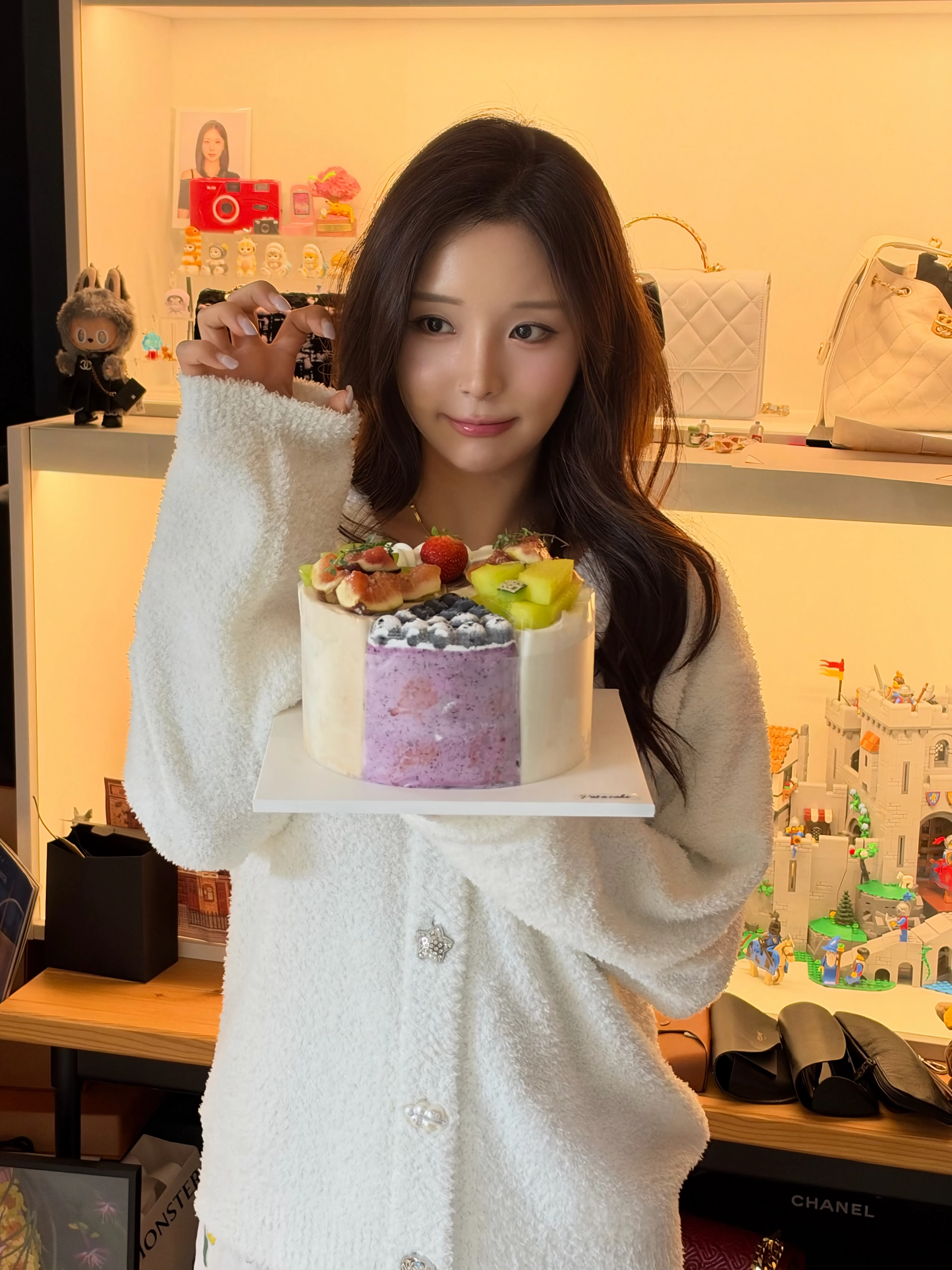 (ㅎㅂ) 생일맞은 소연(꽃빵)