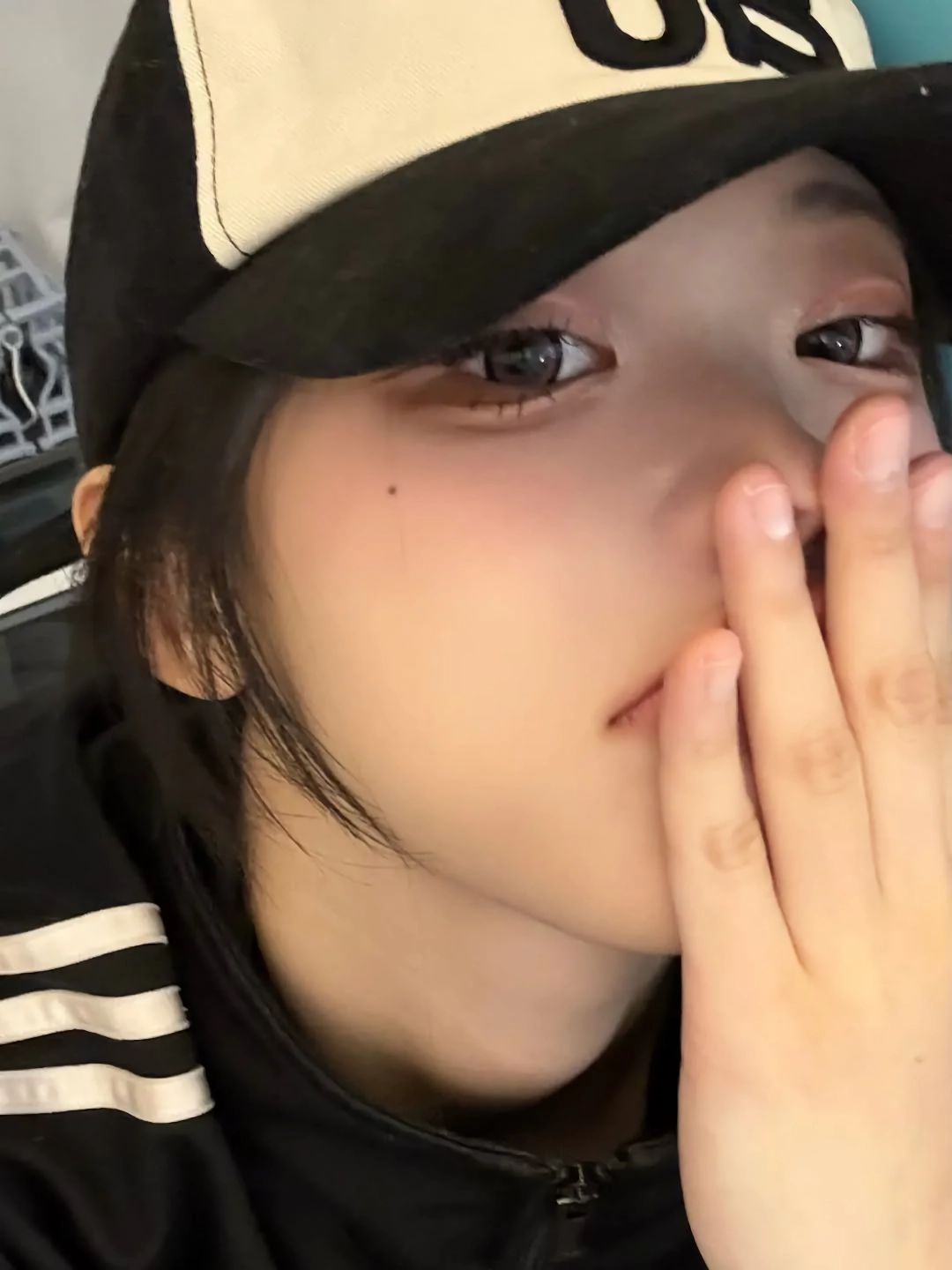 일본 가면 ”부츠카리” 당했는데…이번엔 ”발걸기 빌런” 까지 등장