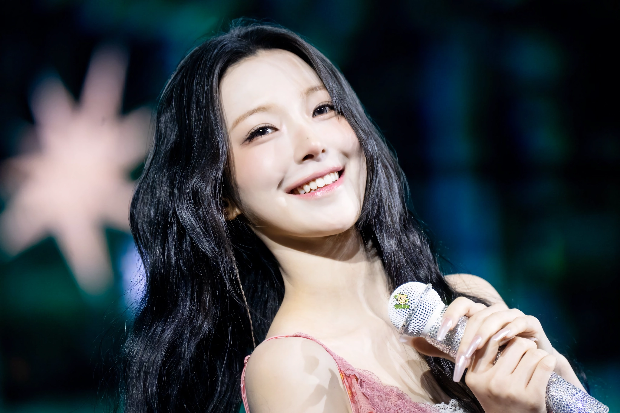 프로미스나인 백지헌