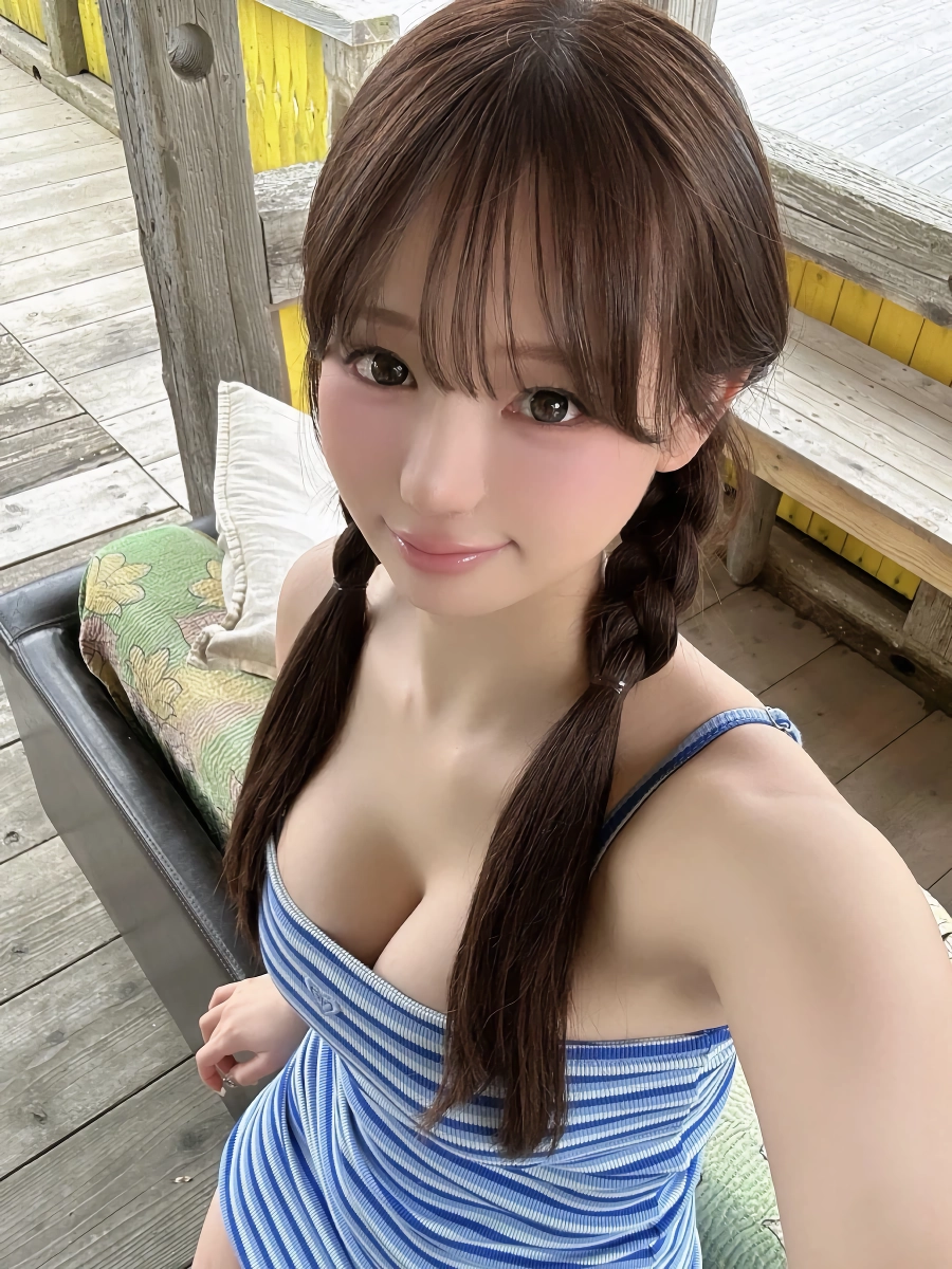 옷을 다 입고 있으니 야한 게 아닙니다.jpg