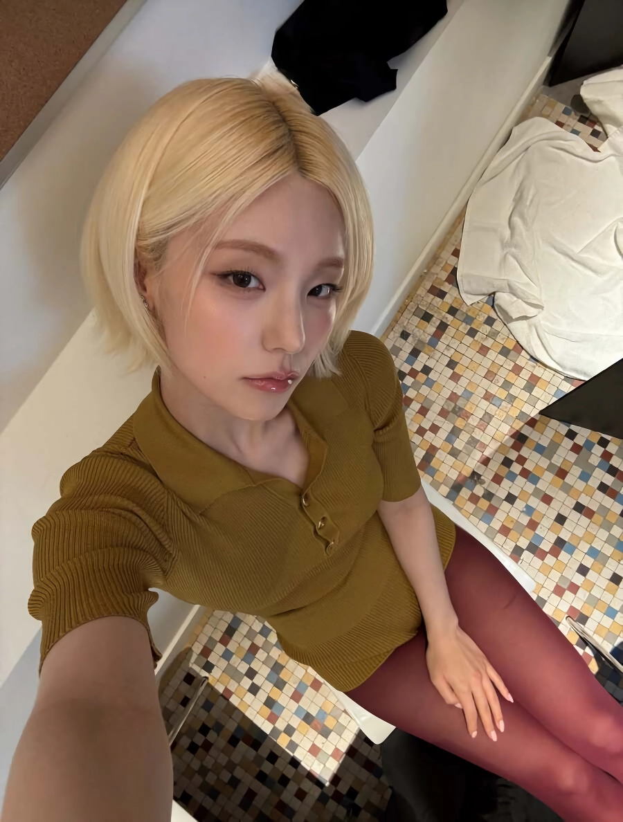 (SOUND)버건디 스타킹 ITZY 예지