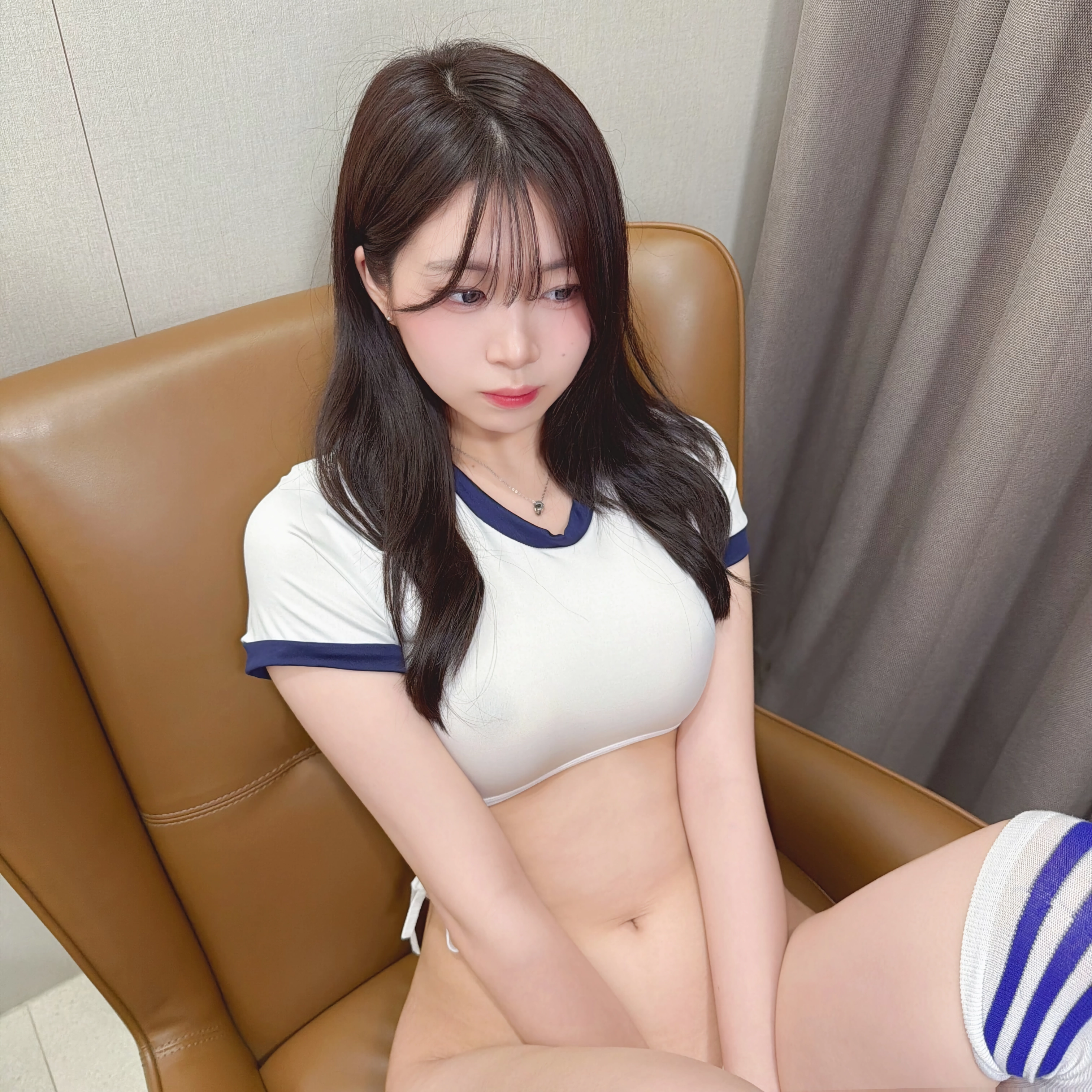 후방 ㅡ 김유리 인스타