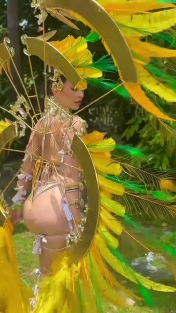 (SOUND)노출 수위가 너무 높은 쌈바녀 카니발 의상