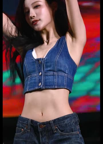 아이칠린 예주 데님 란제리탑 촉촉한 겨드랑이 + 개미허리 배꼽