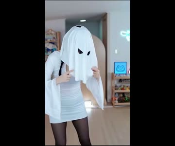 (SOUND)씹덕몰이 최적화상이라는 치지직 여캠. 근데 가슴도 큼