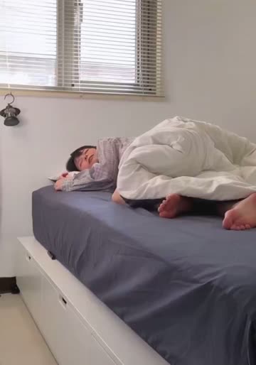 (SOUND)ㅎㅂ)지금 일어나면 지각이다