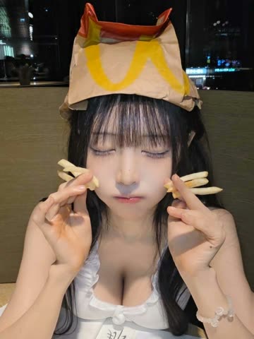 큐티섹시 ㅡ 냥냥한 모모리나 인스타