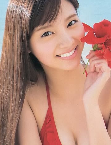 [일본]신카와 유아의 젊은 시절 수영복 화보 50장 ②