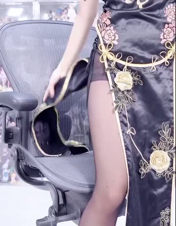 (SOUND)오늘자 다이어트 포기했다는 아카캉 의상