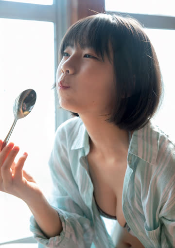 [일본]G의 기쿠치 히나, 수영복 화보 공개