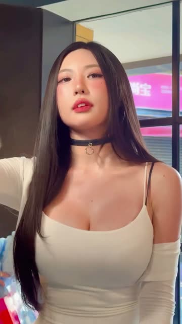 (SOUND)카메라 보면서 포즈 취해주는 처자 몸매.MP4